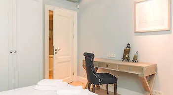 Wooden Aparthotel