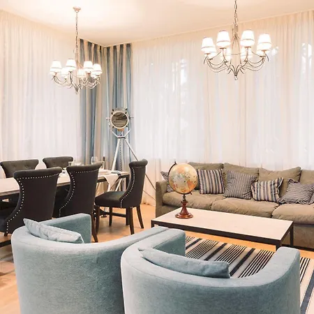 Aparthotel Wooden 5*